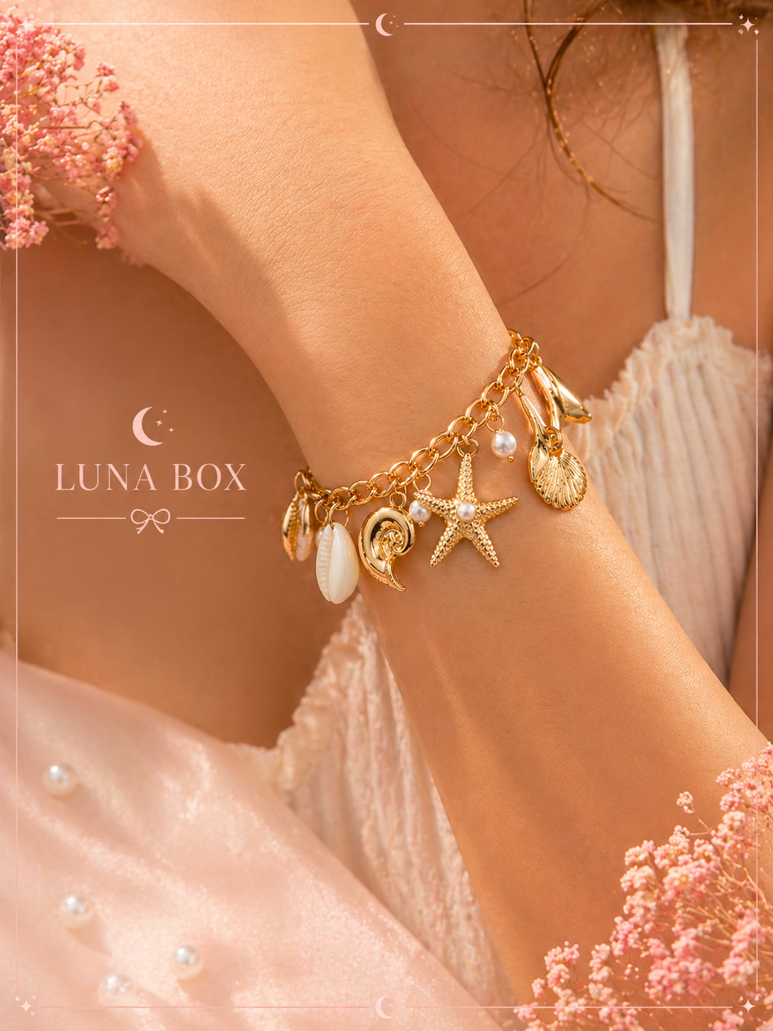 Golden Ocean Pearl Charm Bracelet - سوار اللؤلؤ البحري الذهبي