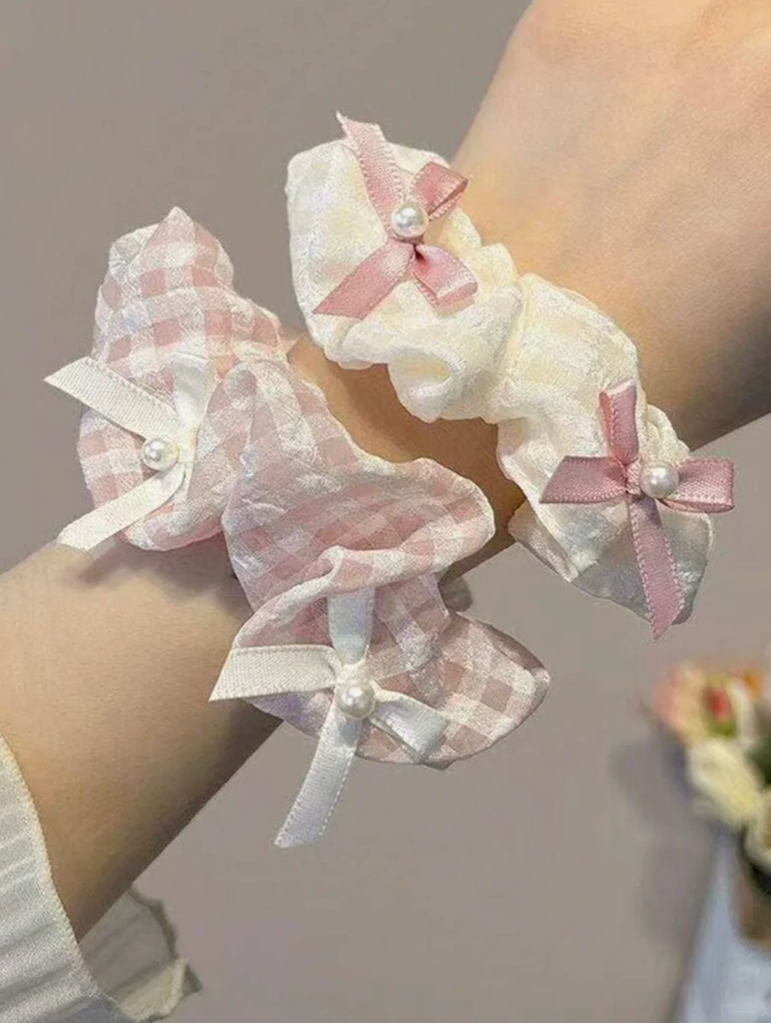 Wrapped in Bows Cozy Box ๐