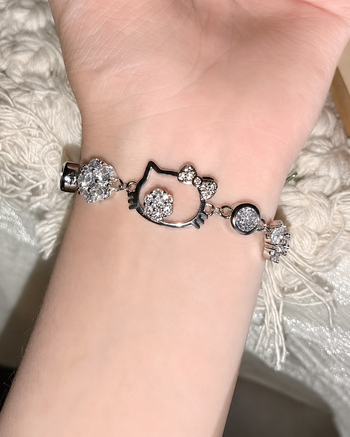 Crystal Kitty Silver Bracelet - إسوارة كيتي الكريستال الفضية