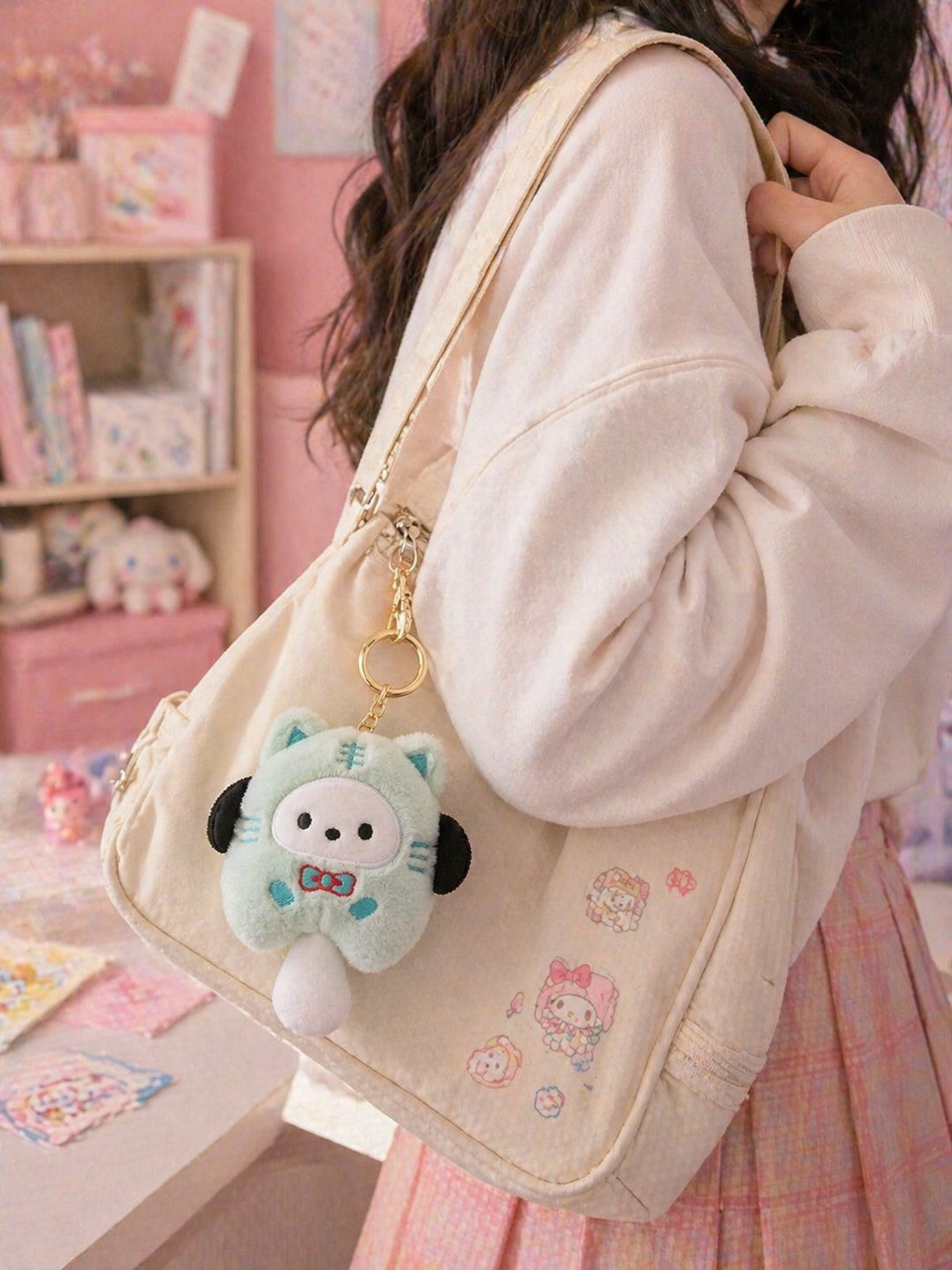 Mini Plush Keychain (Limited Pieces) - مدالية دمية صغيرة  (كمية محدودة)