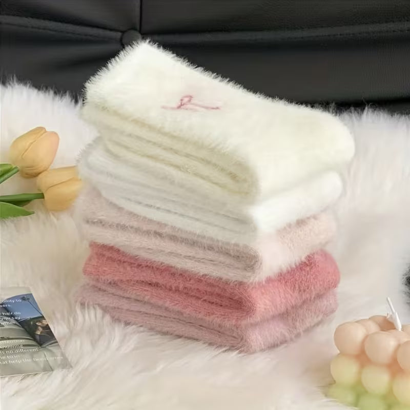 Bow Embroidered Fluffy Socks